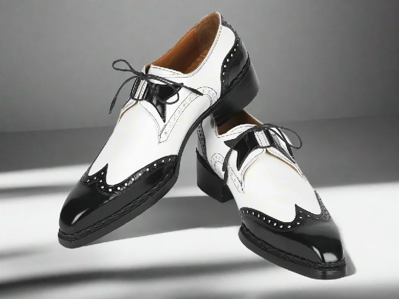 Charlie Black & White Lace-up